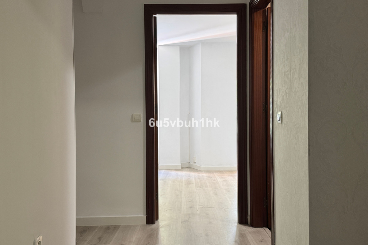 Se vende Apartamento Planta Baja de 3 dormitorios en Costa Del Sol, Málaga, España
