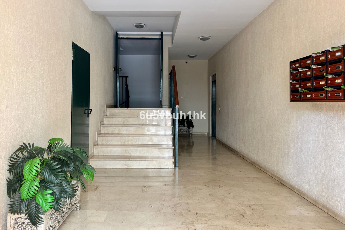 Se vende Apartamento Planta Baja de 3 dormitorios en Costa Del Sol, Málaga, España