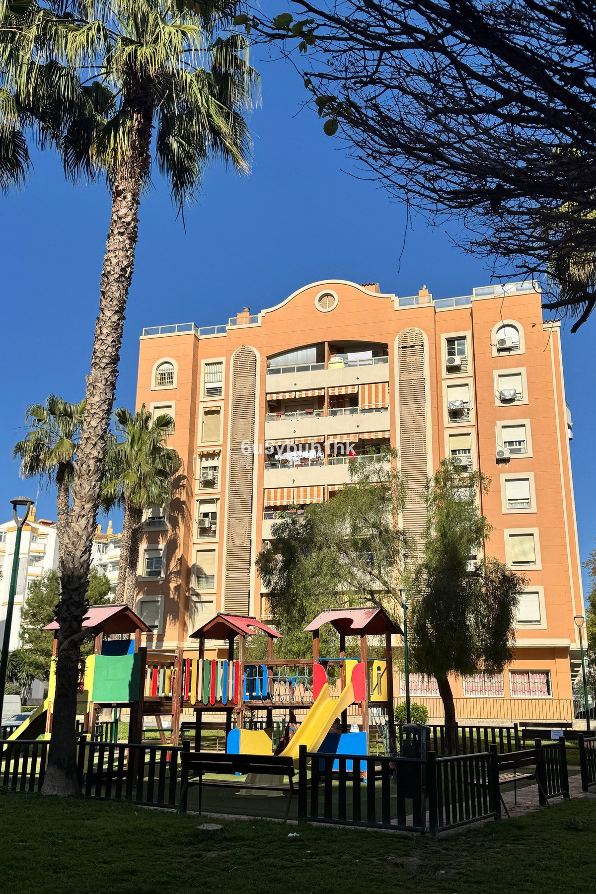 Se vende Apartamento Planta Baja de 3 dormitorios en Costa Del Sol, Málaga, España