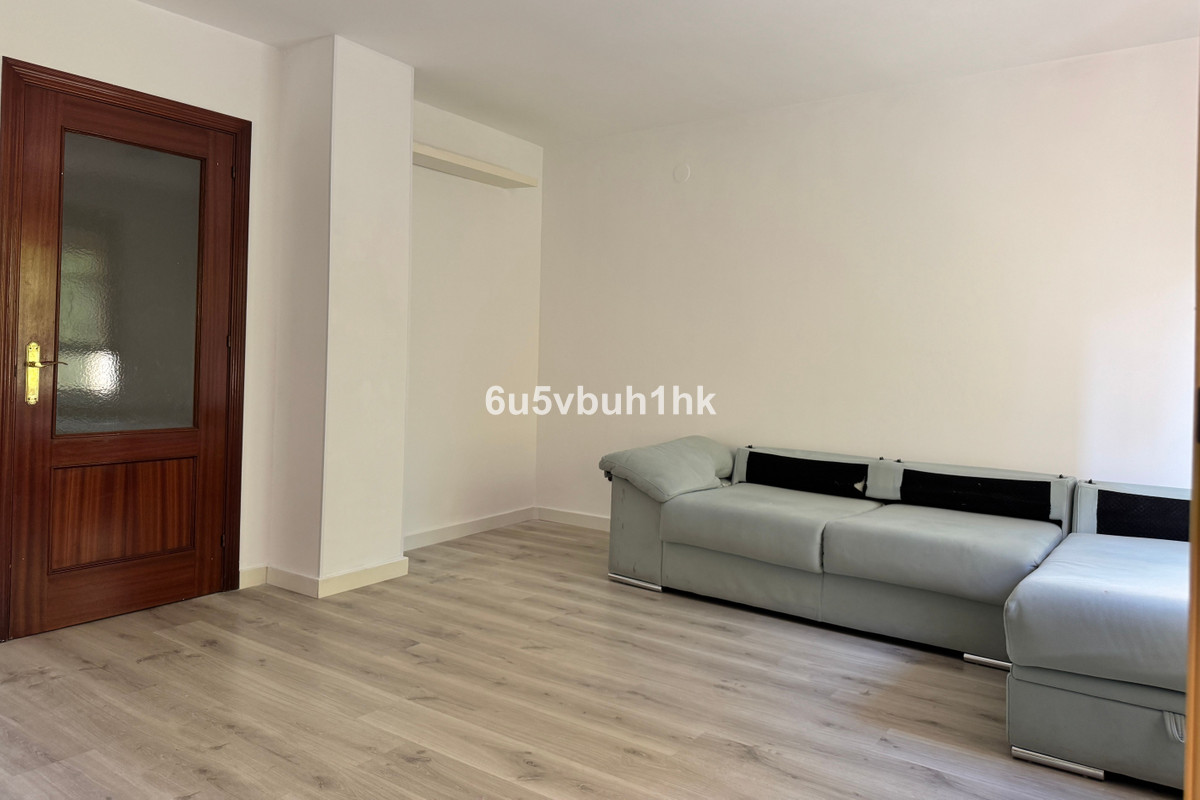 Se vende Apartamento Planta Baja de 3 dormitorios en Costa Del Sol, Málaga, España