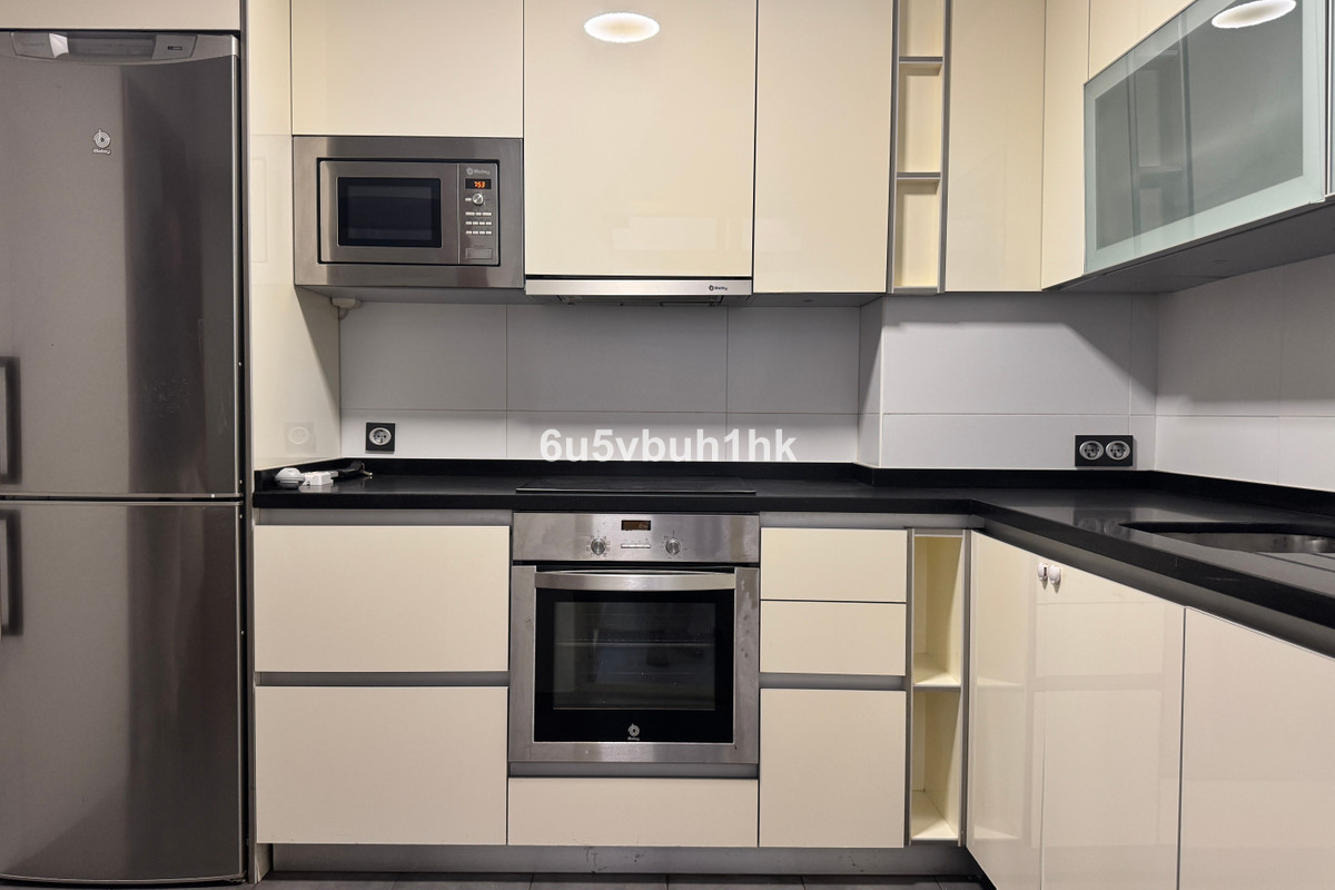 Se vende Apartamento Planta Baja de 3 dormitorios en Costa Del Sol, Málaga, España