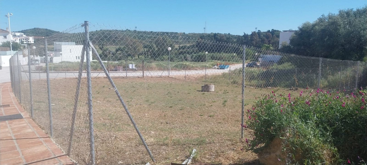Se vende Terreno Urbano  en Costa Del Sol, Málaga, España