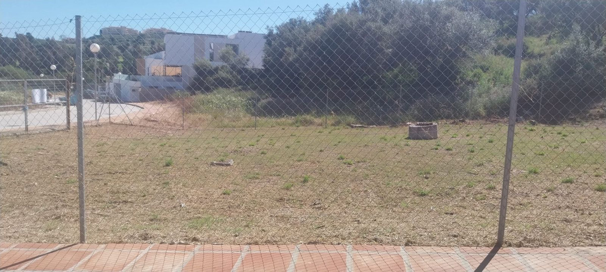 Se vende Terreno Urbano  en Costa Del Sol, Málaga, España