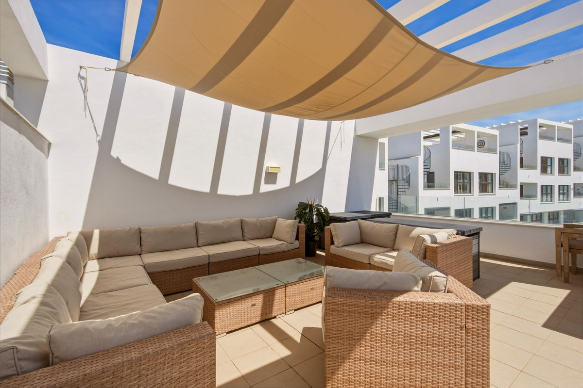 3 Bed Apartment for sale in Estepona Costa Del Sol, Málaga, Spain