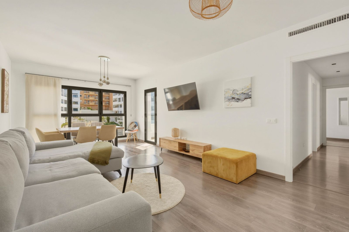 3 Bed Apartment for sale in Estepona Costa Del Sol, Málaga, Spain