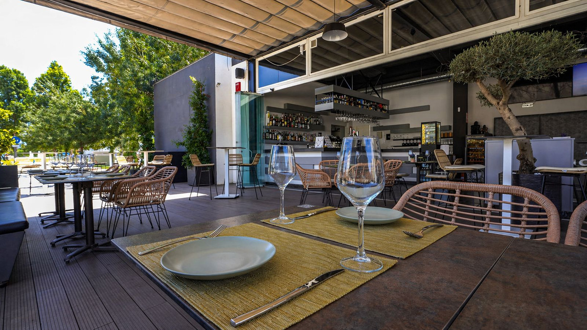 Se vende Restaurante  en Costa Del Sol, Málaga, España
