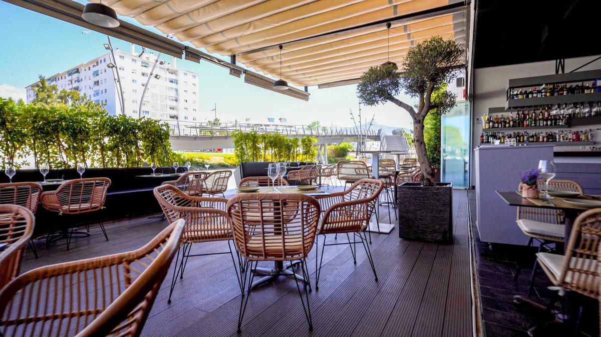 Se vende Restaurante  en Costa Del Sol, Málaga, España