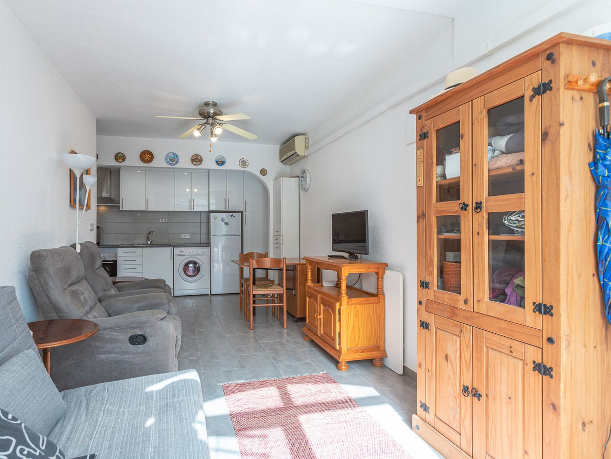 Se vende Apartamento Planta Baja de 1 dormitorios en Costa Blanca, Alicante, España