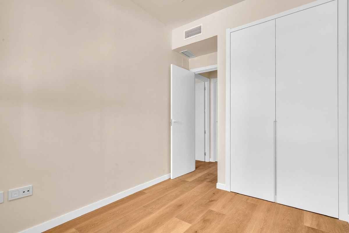 Se vende Apartamento Planta Baja de 2 dormitorios en Costa Del Sol, Málaga, España