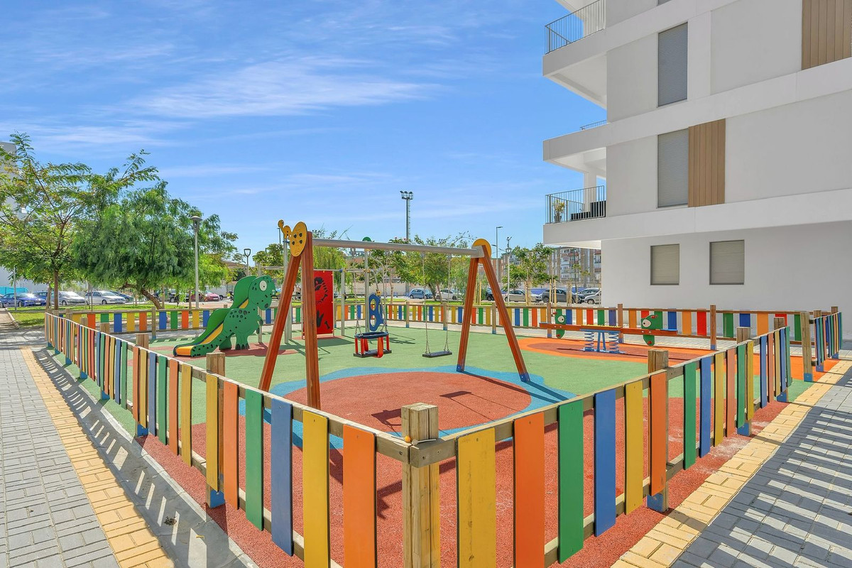 Se vende Apartamento Planta Baja de 2 dormitorios en Costa Del Sol, Málaga, España