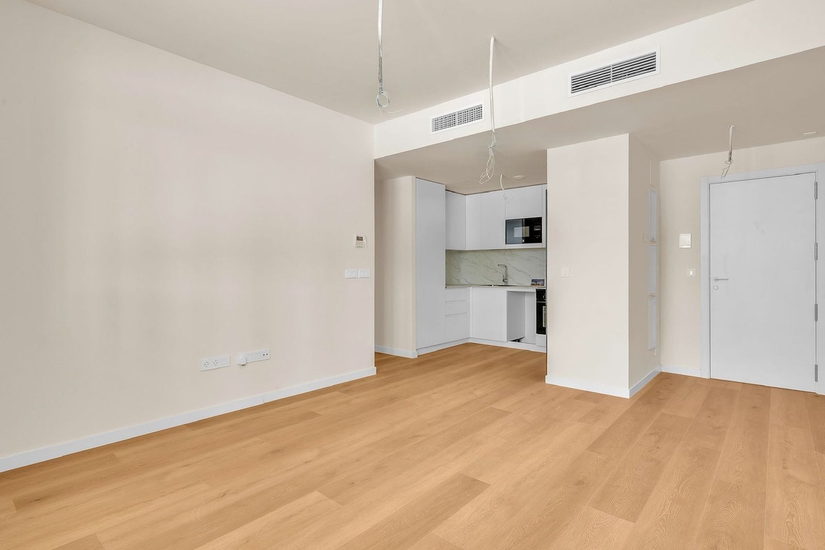 Se vende Apartamento Planta Baja de 2 dormitorios en Costa Del Sol, Málaga, España