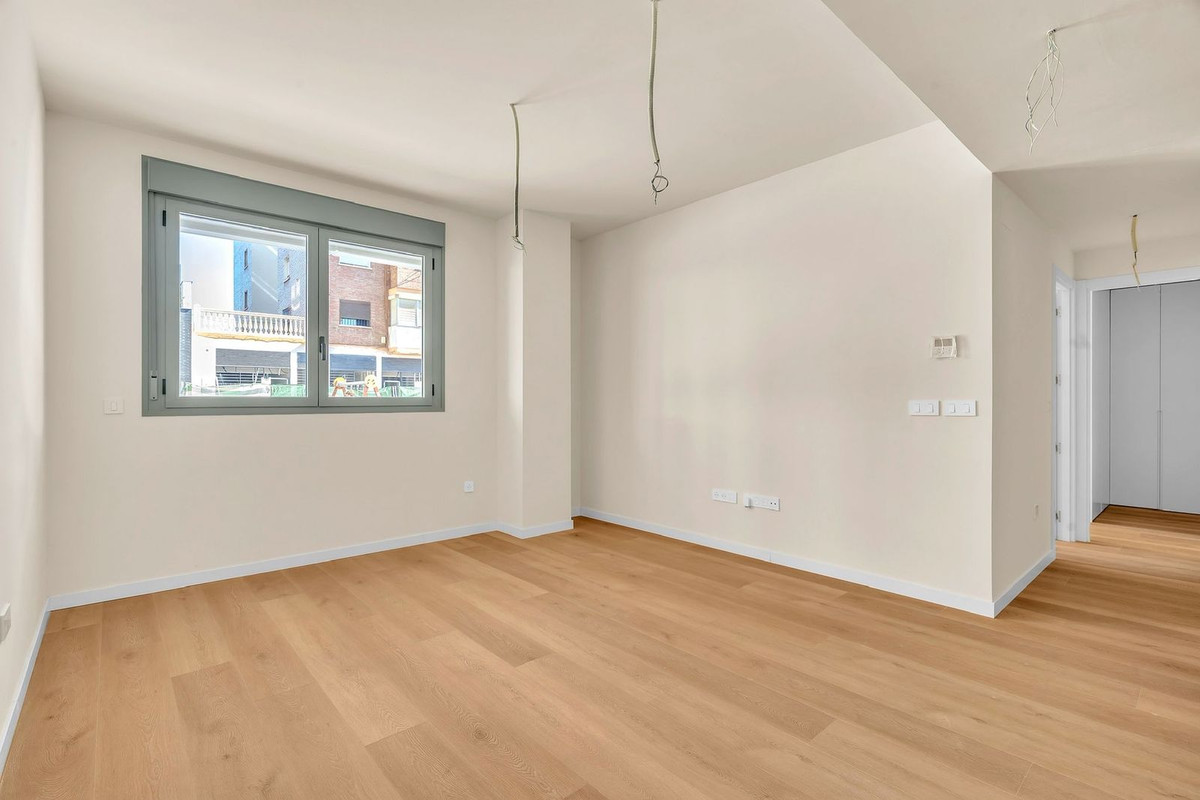 Se vende Apartamento Planta Baja de 2 dormitorios en Costa Del Sol, Málaga, España