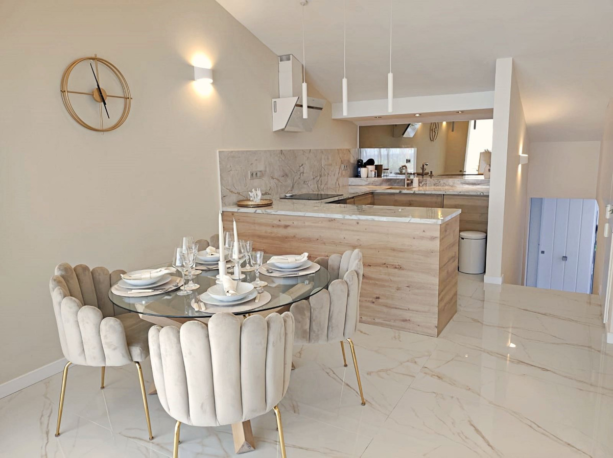 3 Bed Townhouse for sale in Estepona Costa Del Sol, Málaga, Spain