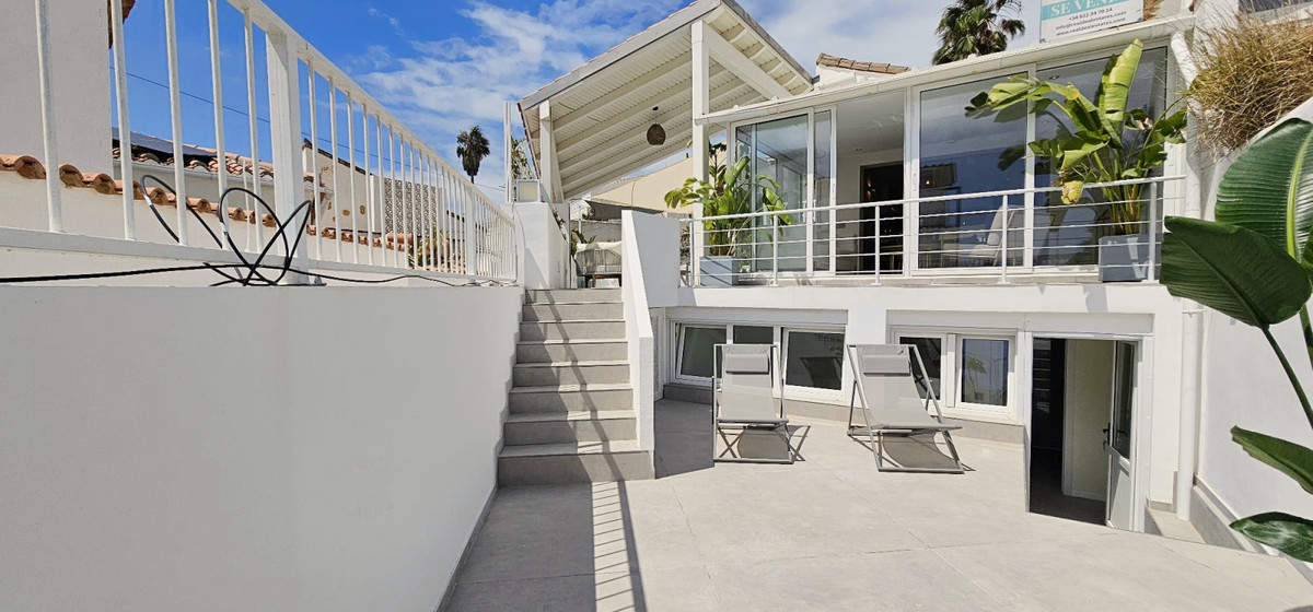 3 Bed Townhouse for sale in Estepona Costa Del Sol, Málaga, Spain