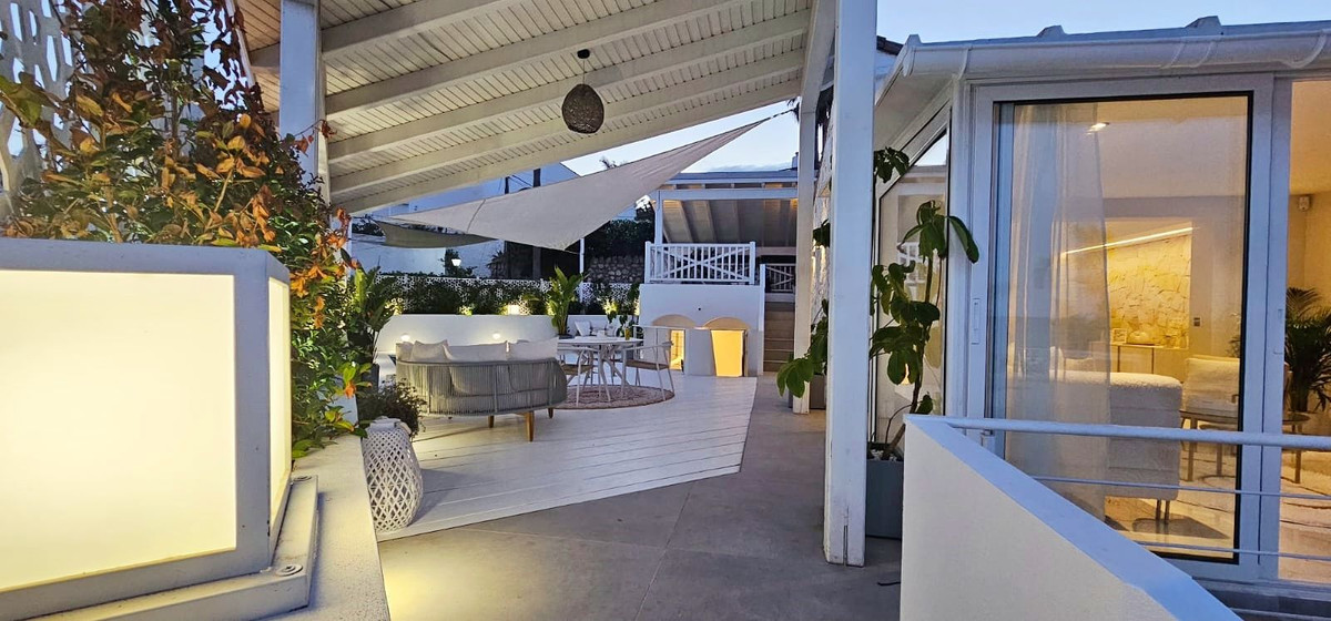 3 Bed Townhouse for sale in Estepona Costa Del Sol, Málaga, Spain