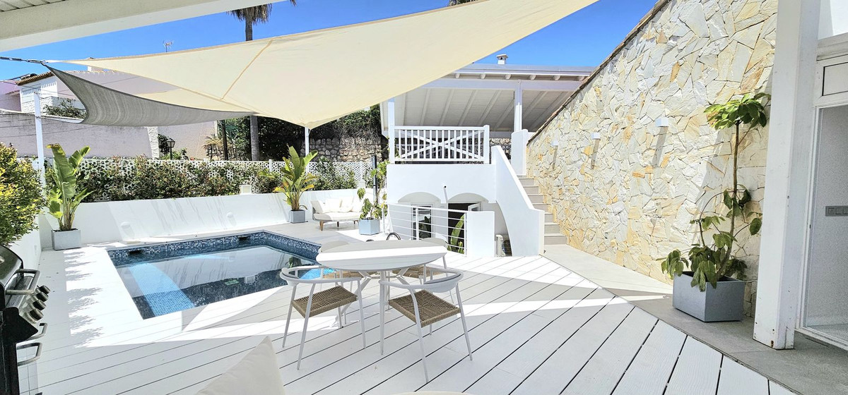 3 Bed Townhouse for sale in Estepona Costa Del Sol, Málaga, Spain