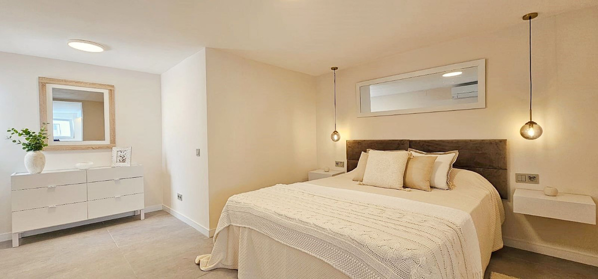 3 Bed Townhouse for sale in Estepona Costa Del Sol, Málaga, Spain