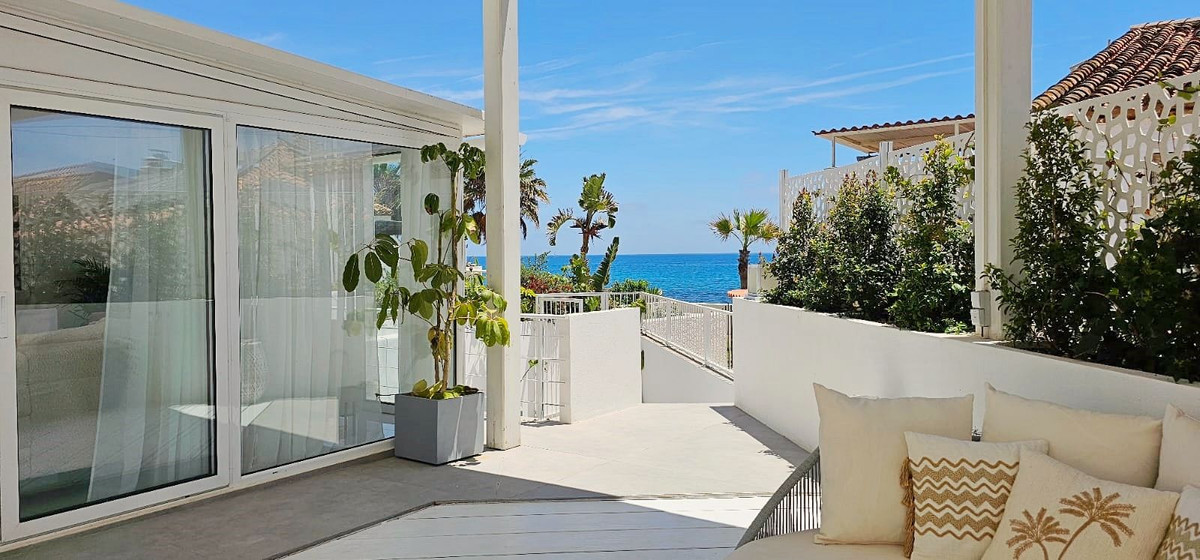 3 Bed Townhouse for sale in Estepona Costa Del Sol, Málaga, Spain