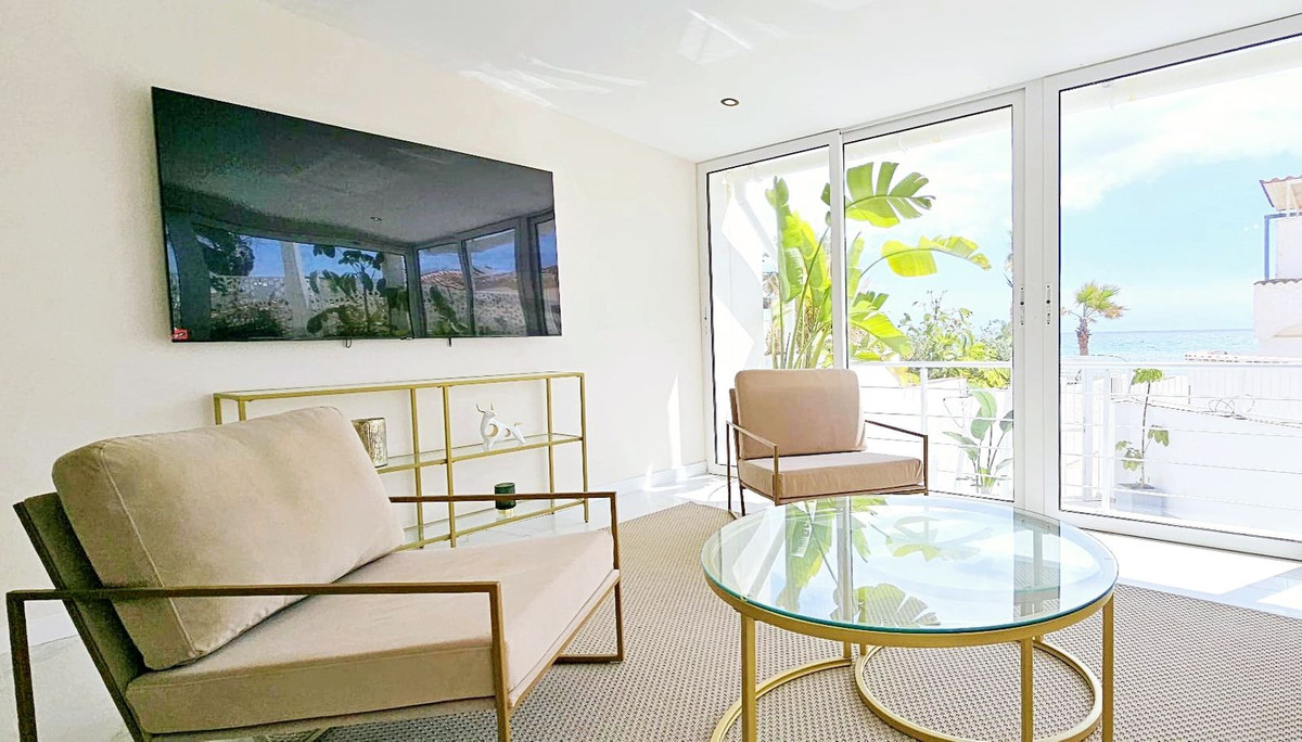 3 Bed Townhouse for sale in Estepona Costa Del Sol, Málaga, Spain