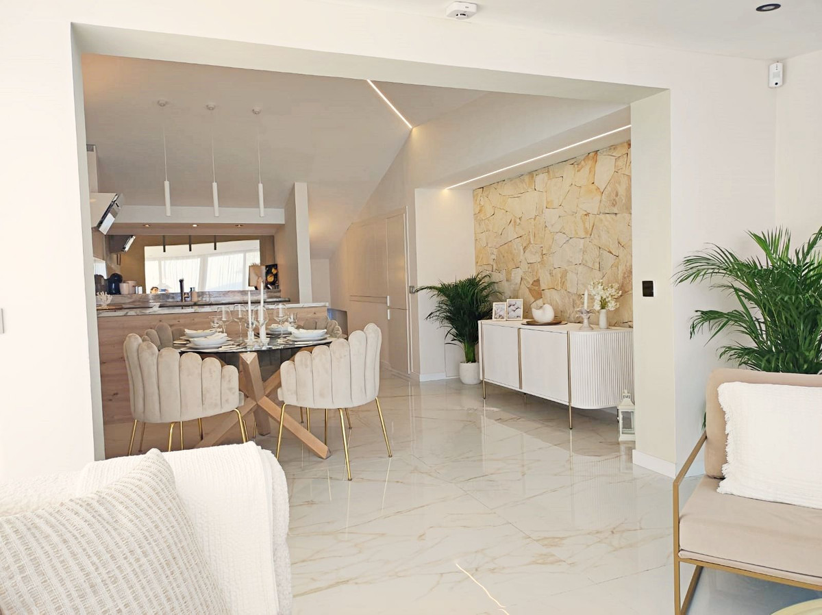 3 Bed Townhouse for sale in Estepona Costa Del Sol, Málaga, Spain