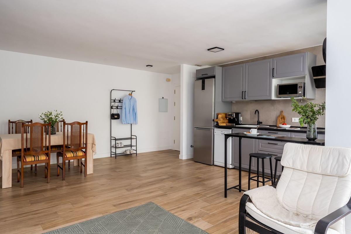 3 Bed Apartment for sale in Benalmadena Costa Del Sol, Málaga, Spain