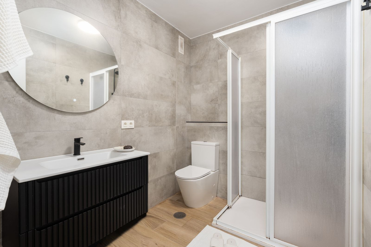 3 Bed Apartment for sale in Benalmadena Costa Del Sol, Málaga, Spain