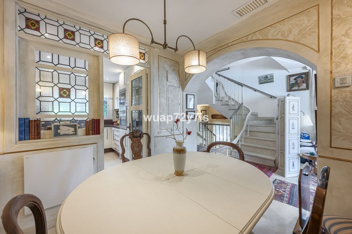 4 Bed Townhouse for sale in La Quinta Costa Del Sol, Málaga, Spain