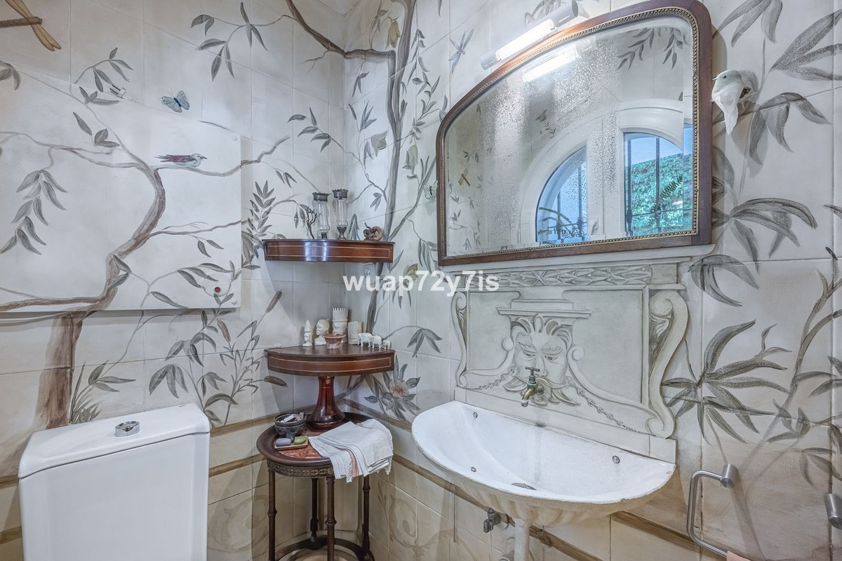 4 Bed Townhouse for sale in La Quinta Costa Del Sol, Málaga, Spain