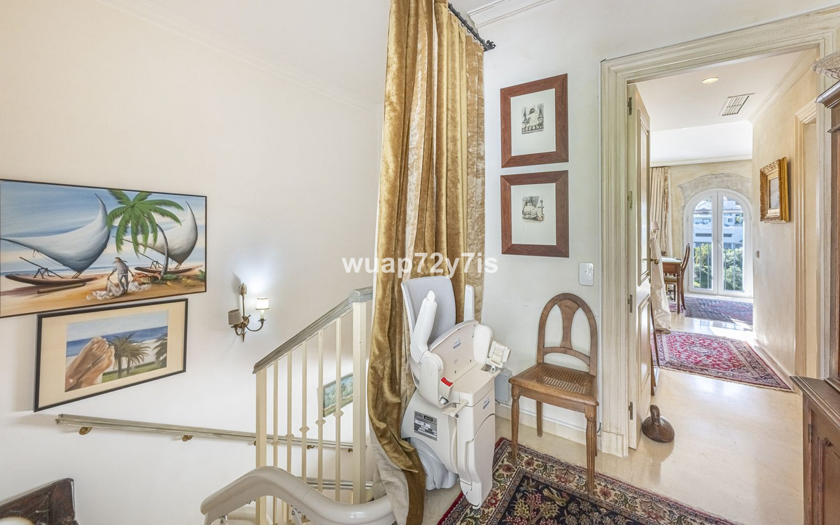 4 Bed Townhouse for sale in La Quinta Costa Del Sol, Málaga, Spain