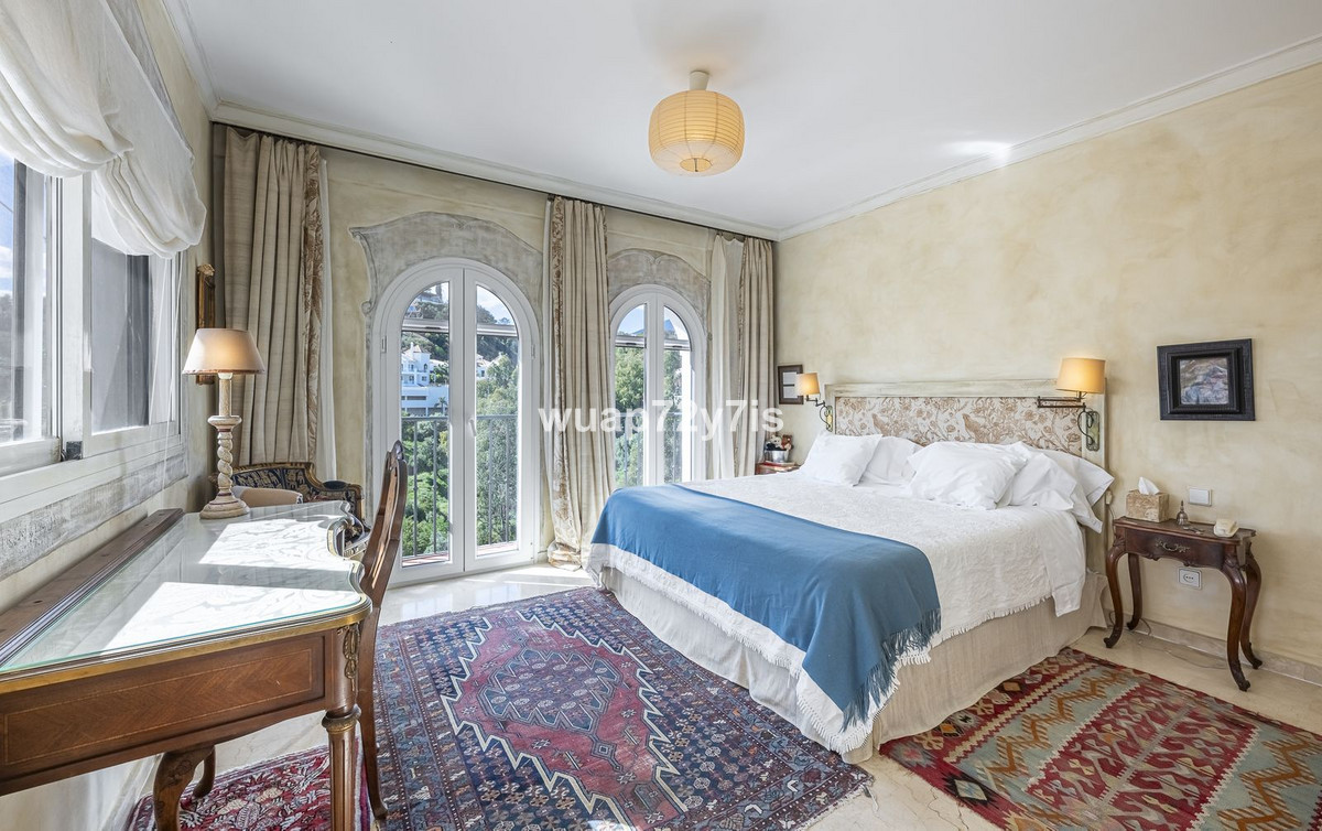 4 Bed Townhouse for sale in La Quinta Costa Del Sol, Málaga, Spain