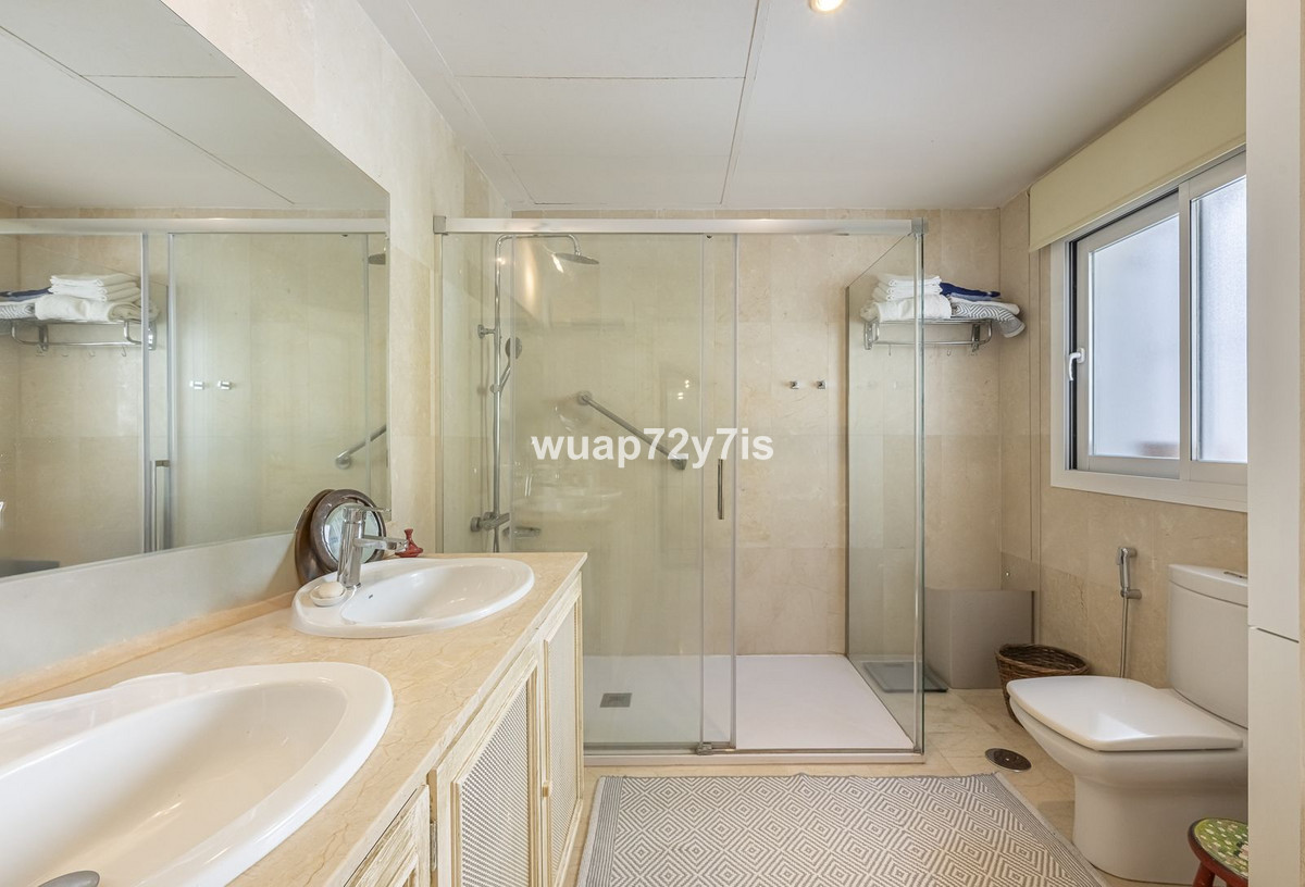 4 Bed Townhouse for sale in La Quinta Costa Del Sol, Málaga, Spain