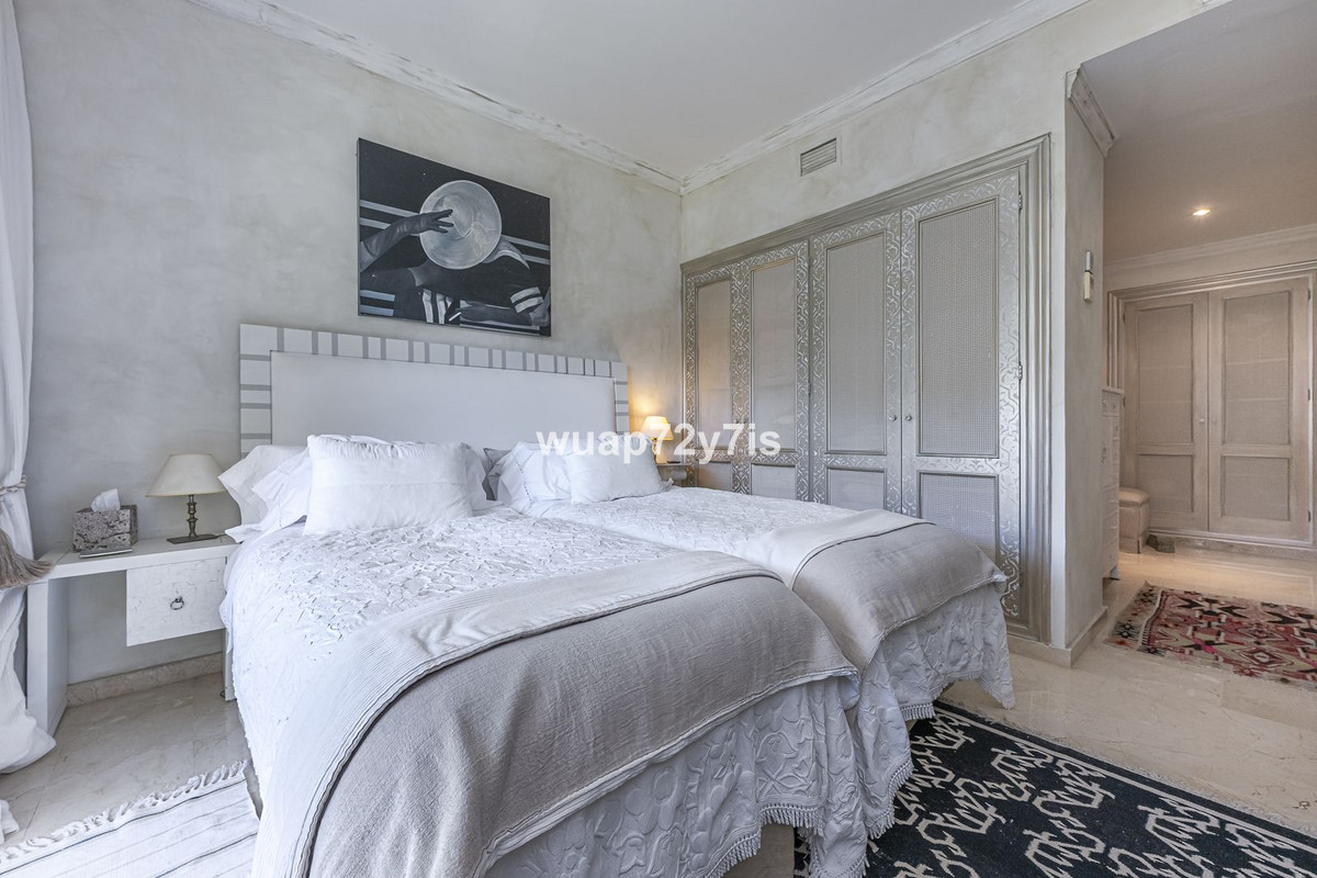 4 Bed Townhouse for sale in La Quinta Costa Del Sol, Málaga, Spain