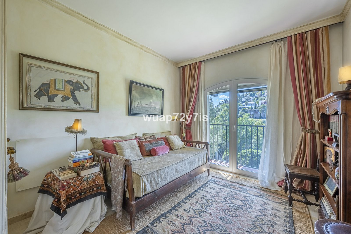4 Bed Townhouse for sale in La Quinta Costa Del Sol, Málaga, Spain
