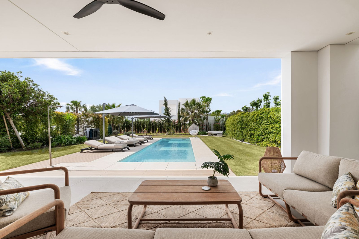 5 Bed Townhouse for sale in La Cala Golf Costa Del Sol, Málaga, Spain