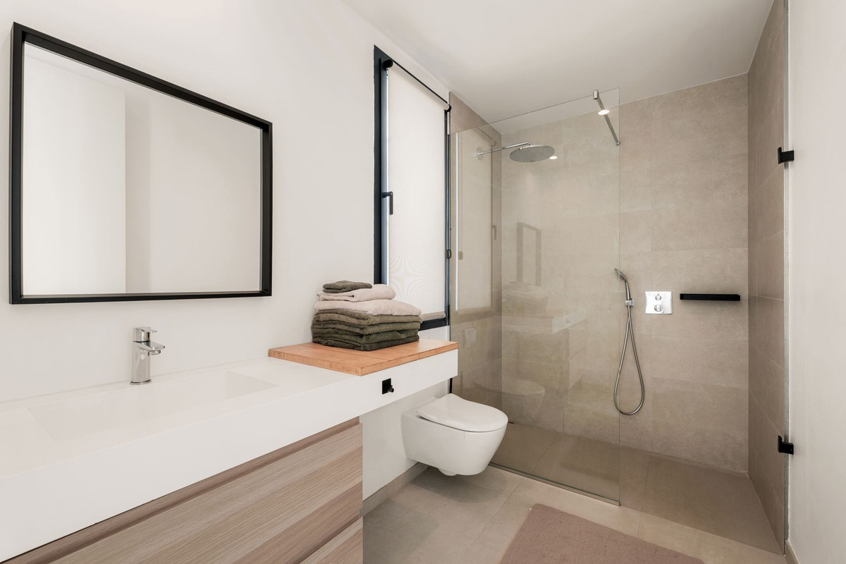 5 Bed Townhouse for sale in La Cala Golf Costa Del Sol, Málaga, Spain