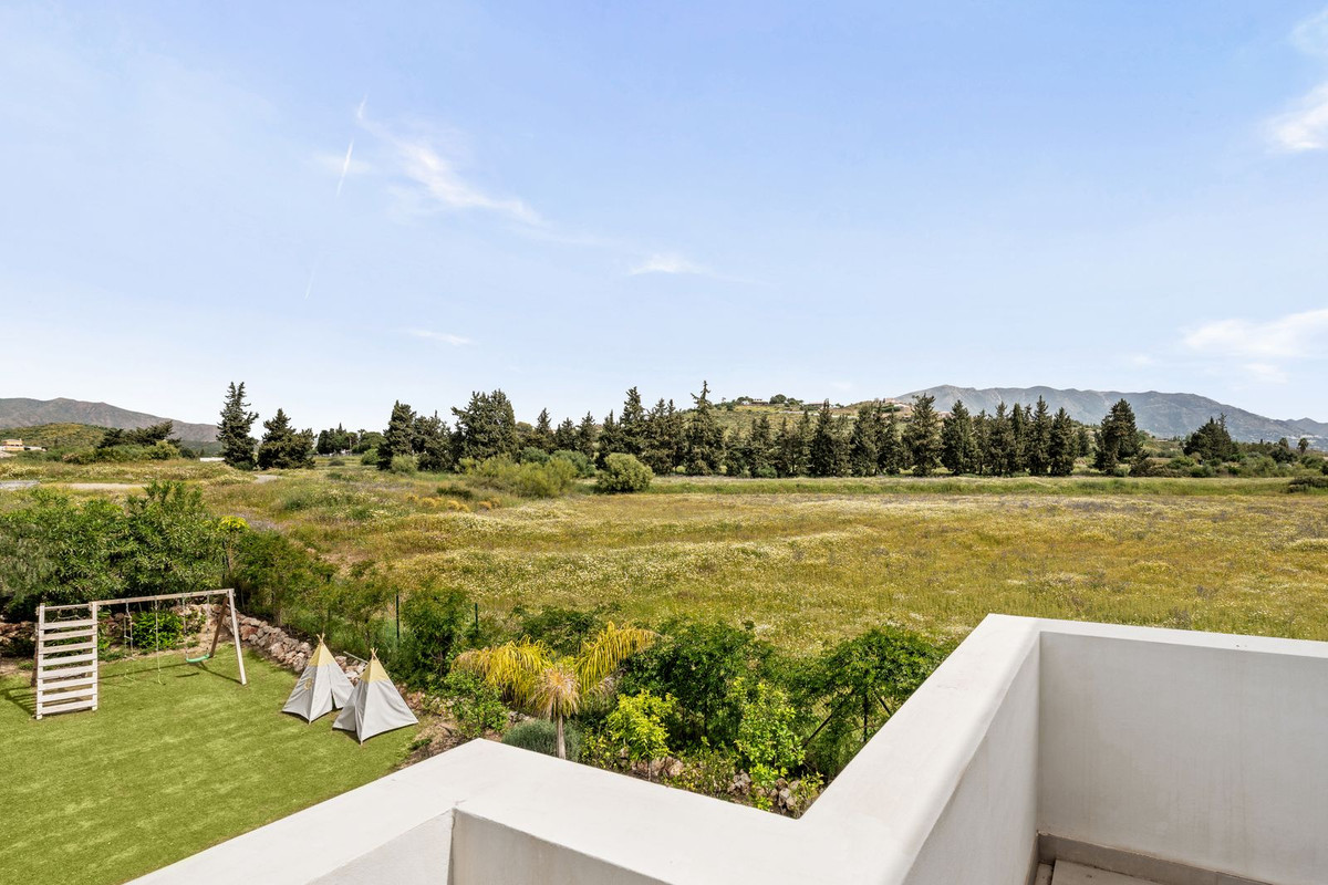 5 Bed Townhouse for sale in La Cala Golf Costa Del Sol, Málaga, Spain