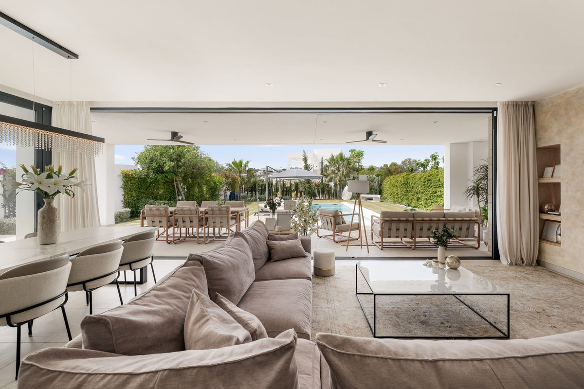 5 Bed Townhouse for sale in La Cala Golf Costa Del Sol, Málaga, Spain