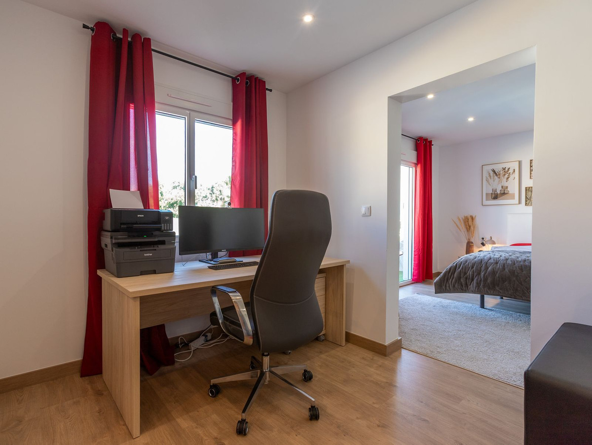 Se vende Pareada de 4 dormitorios en Costa Blanca, Alicante, España