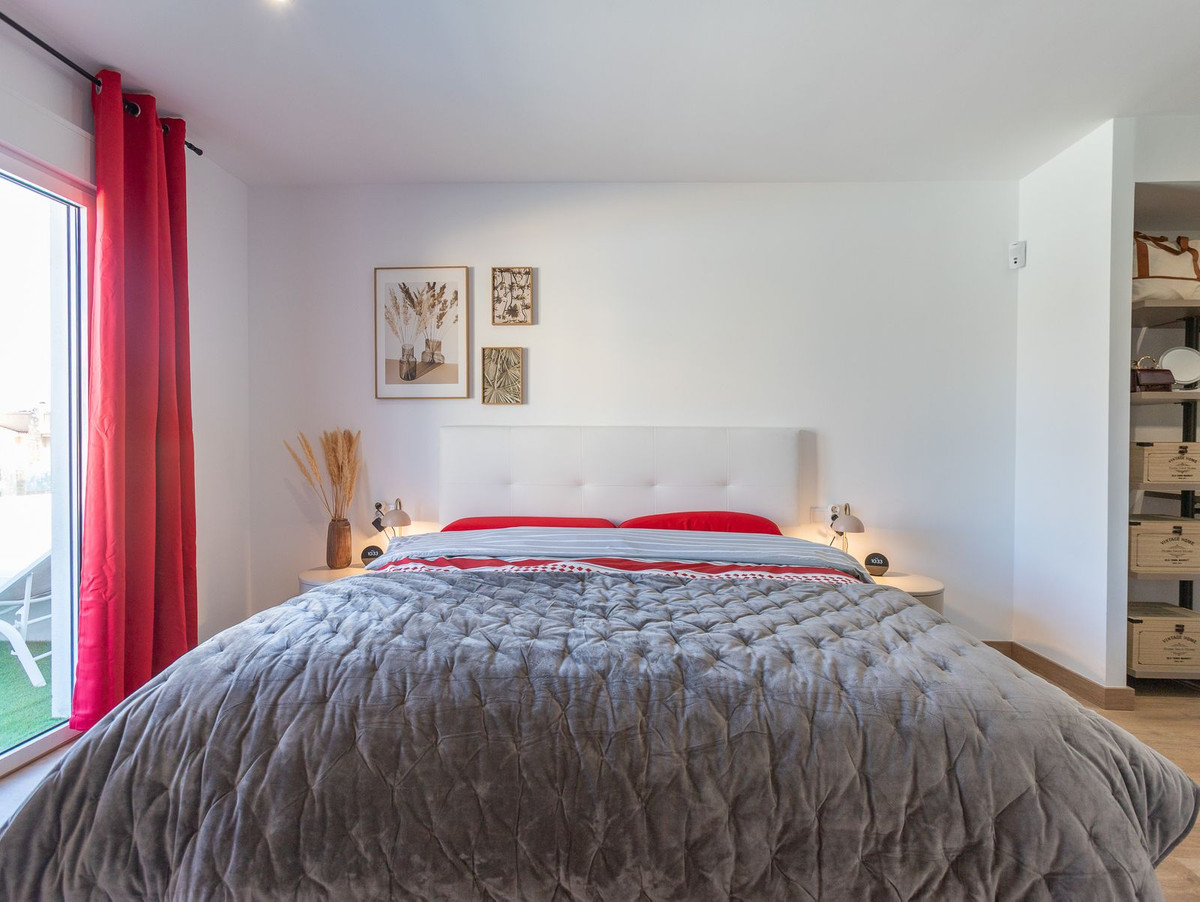 Se vende Pareada de 4 dormitorios en Costa Blanca, Alicante, España