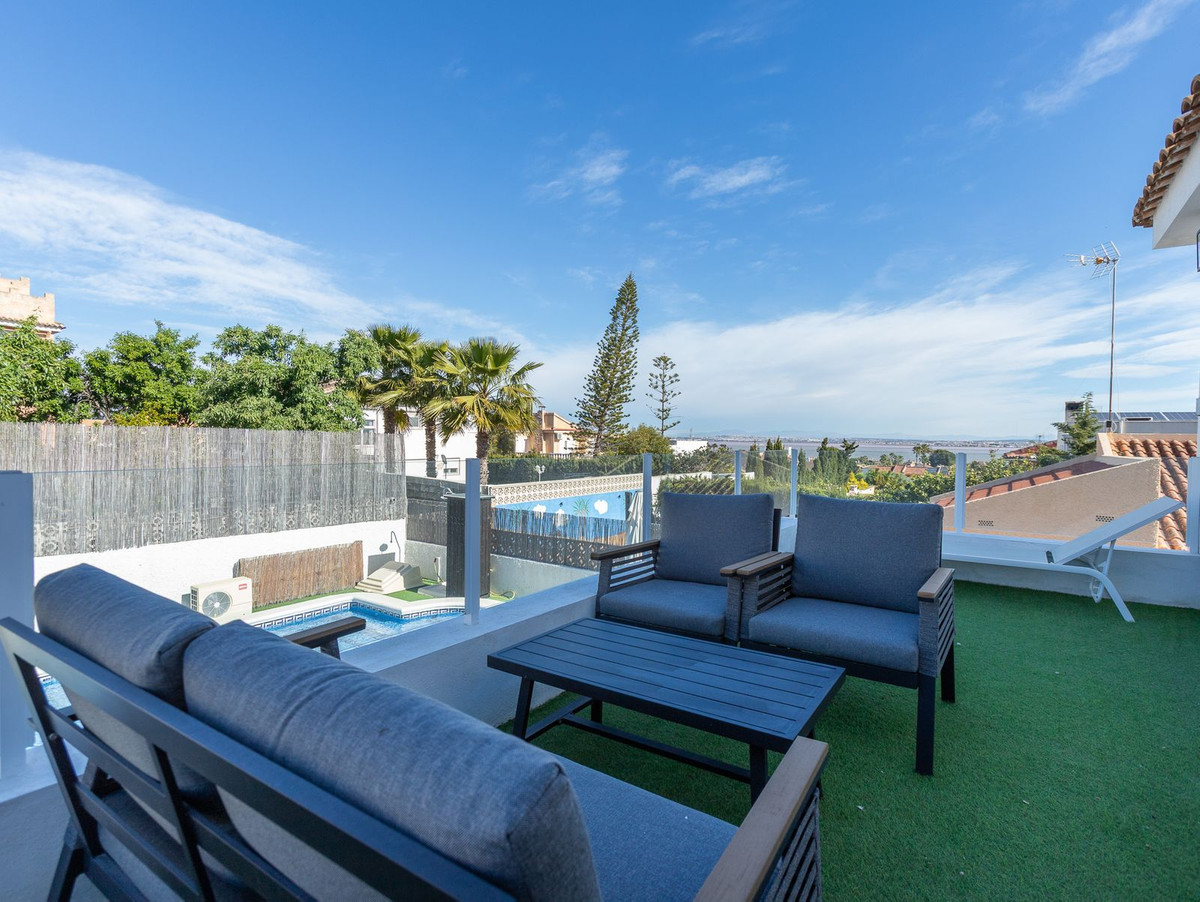 Se vende Pareada de 4 dormitorios en Costa Blanca, Alicante, España