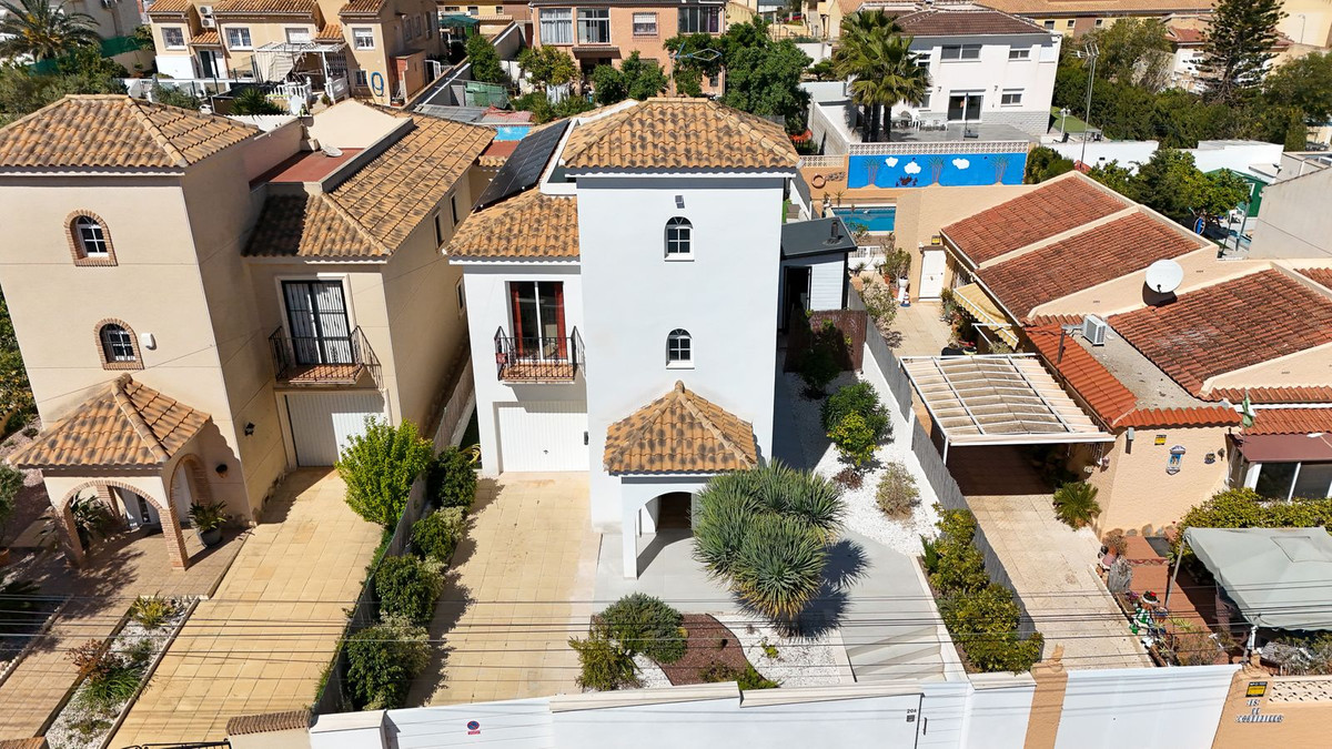 Se vende Pareada de 4 dormitorios en Costa Blanca, Alicante, España