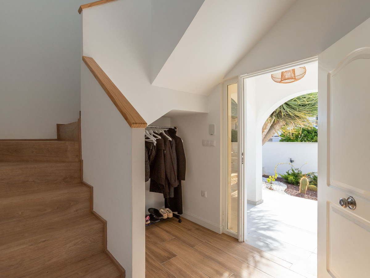 Se vende Pareada de 4 dormitorios en Costa Blanca, Alicante, España