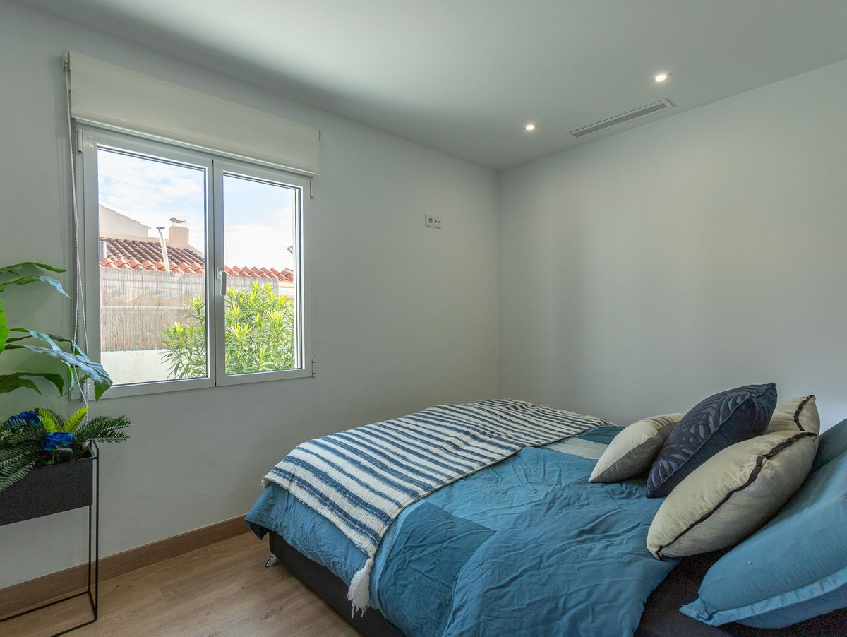 Se vende Pareada de 4 dormitorios en Costa Blanca, Alicante, España