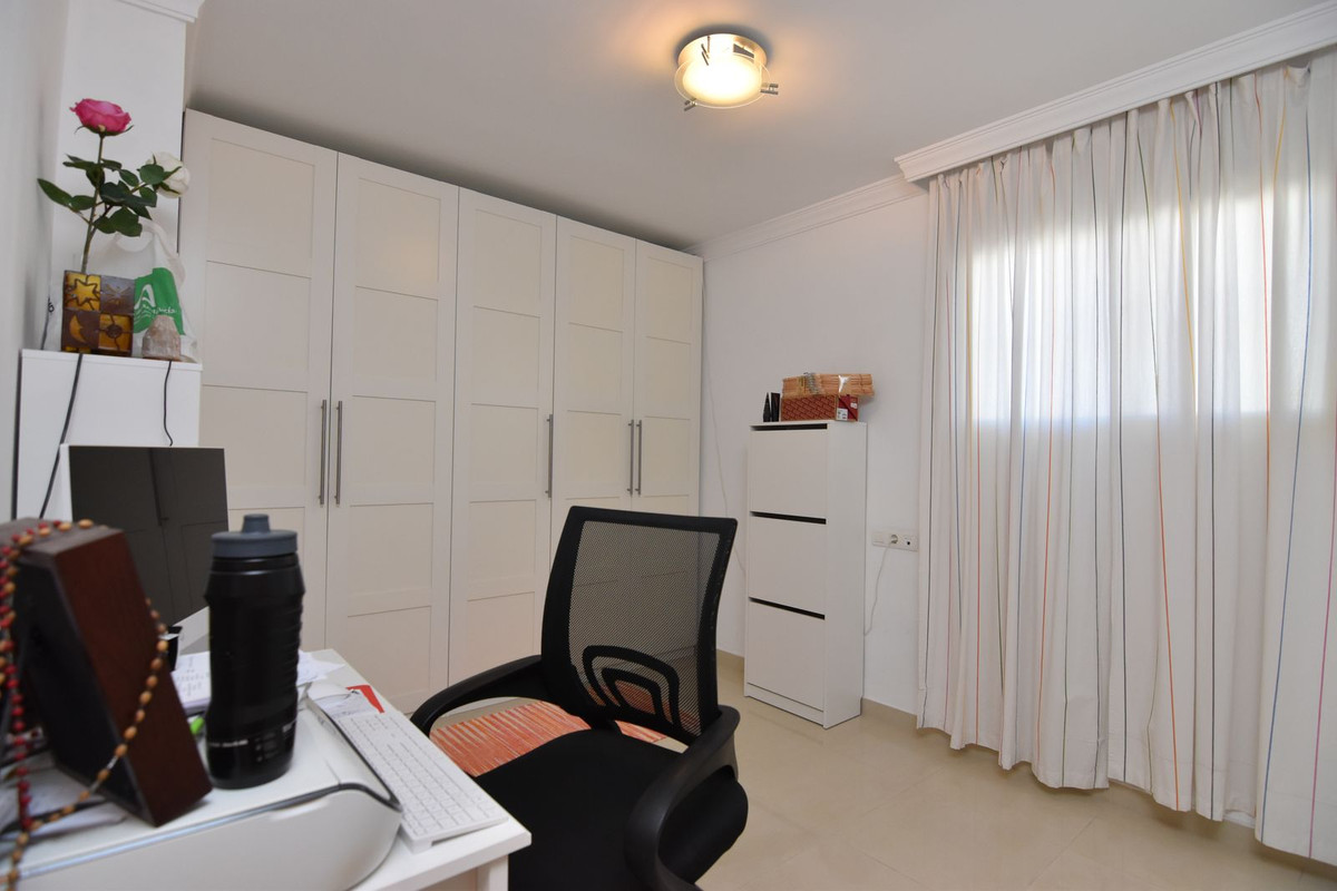 3 Bed Apartment for sale in Torremolinos Costa Del Sol, Málaga, Spain