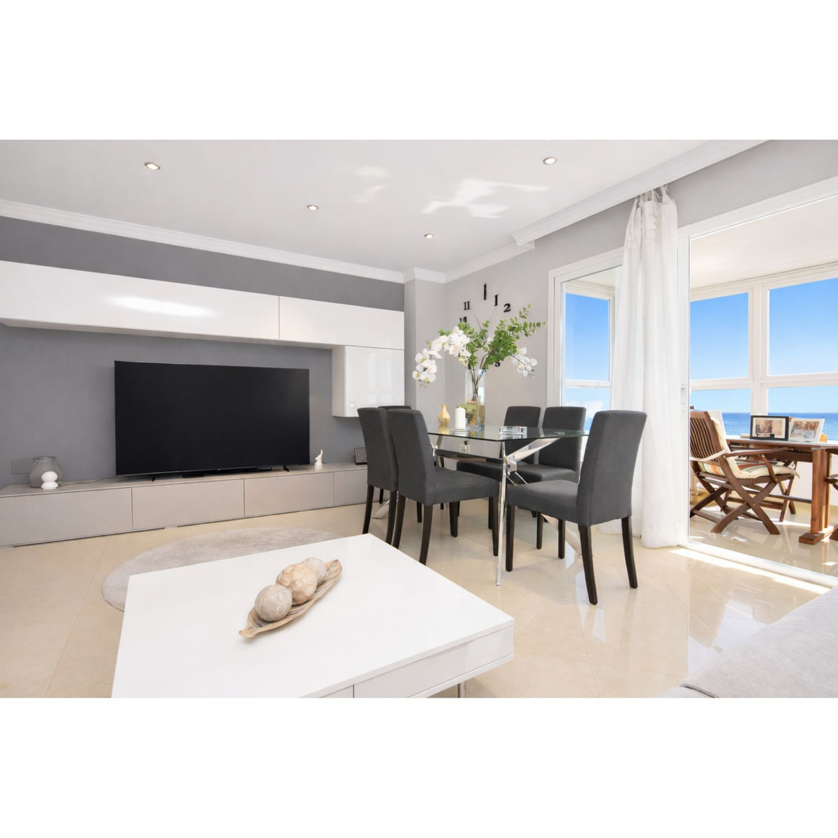 3 Bed Apartment for sale in Torremolinos Costa Del Sol, Málaga, Spain
