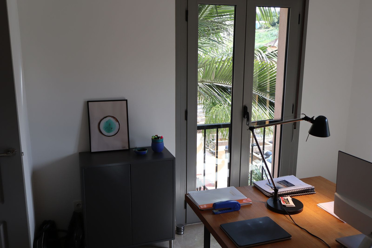 3 Bed Apartment for sale in Atalaya Costa Del Sol, Málaga, Spain