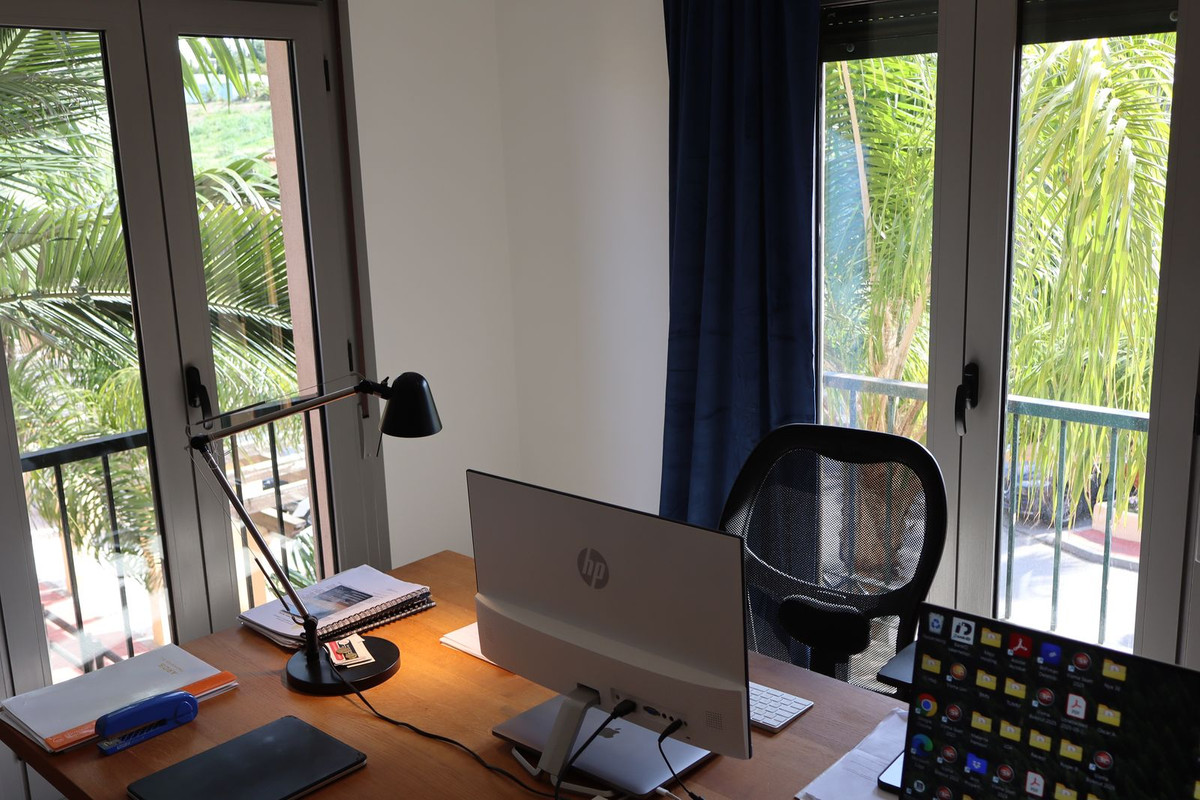 3 Bed Apartment for sale in Atalaya Costa Del Sol, Málaga, Spain