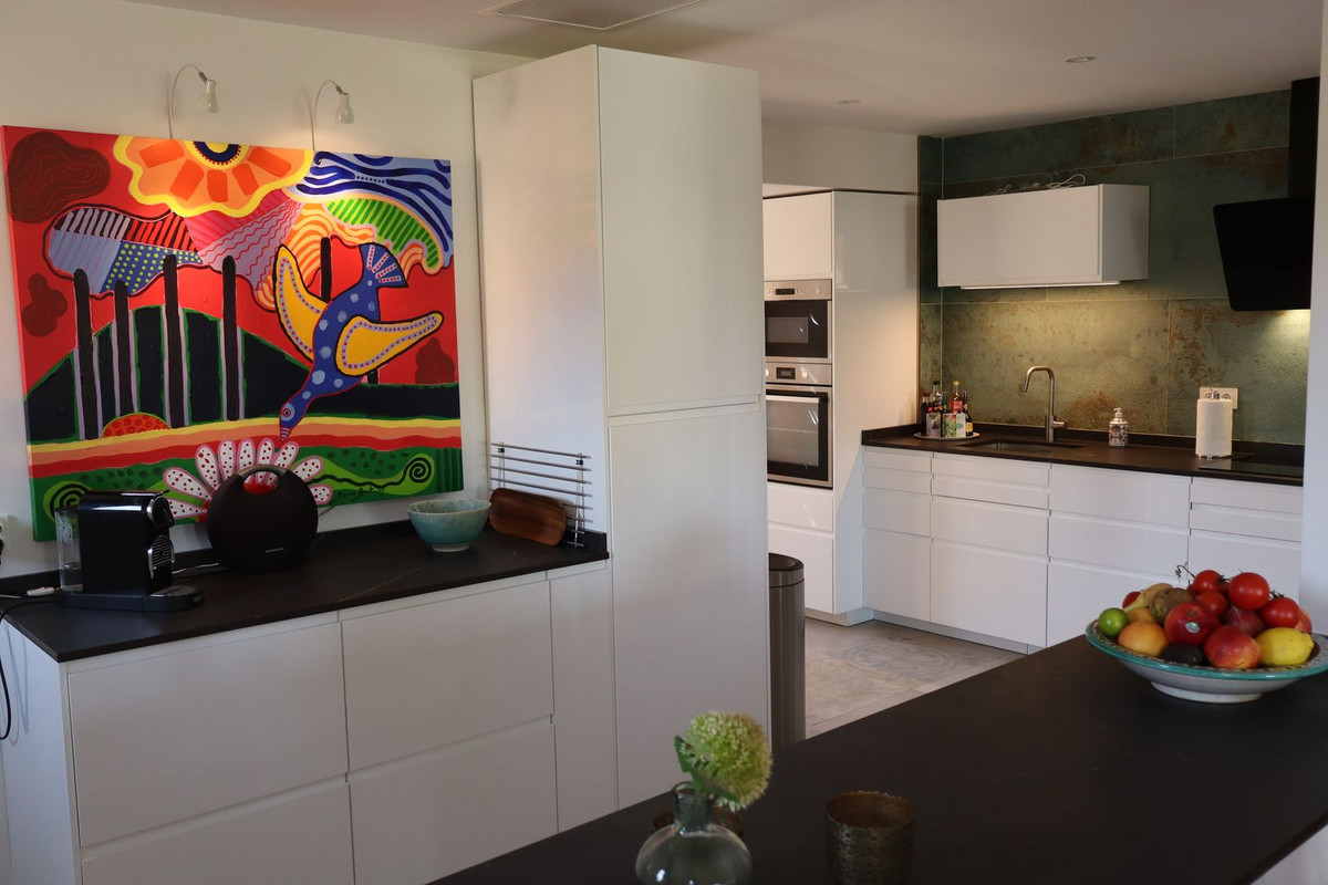 3 Bed Apartment for sale in Atalaya Costa Del Sol, Málaga, Spain