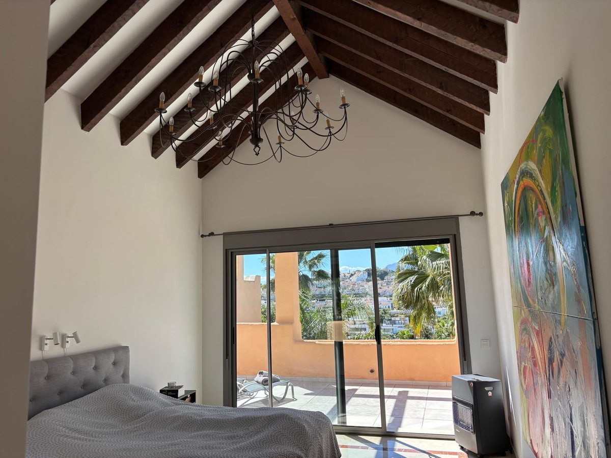 3 Bed Apartment for sale in Atalaya Costa Del Sol, Málaga, Spain