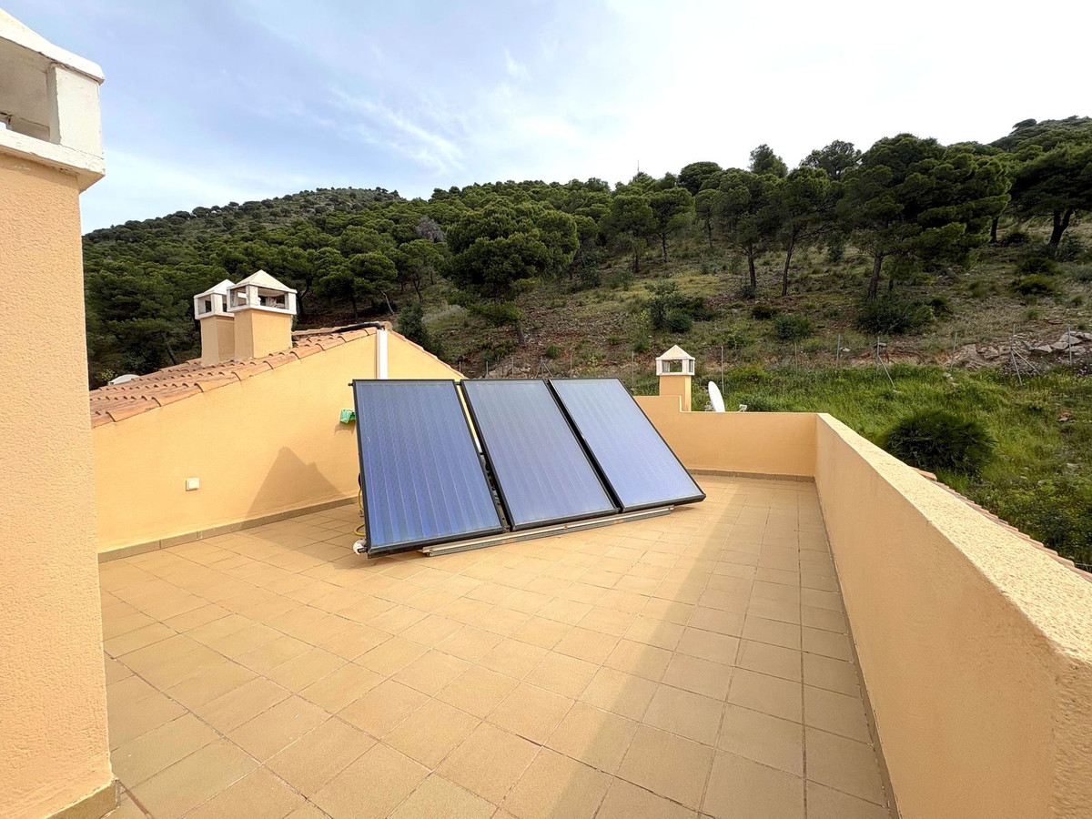 Se vende Pareada de 3 dormitorios en Costa Del Sol, Málaga, España